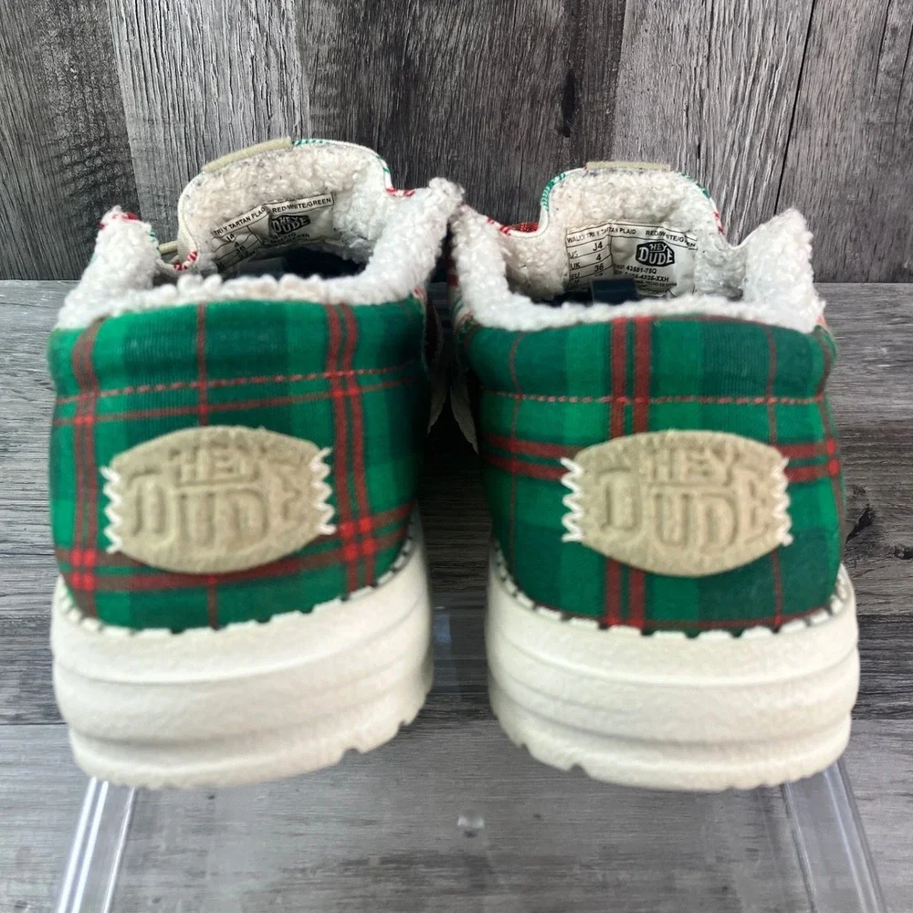 Hey Dude Wally Tri Y Tartan Plaid Red White Green Kids Loafers 43581-78Q Size J4